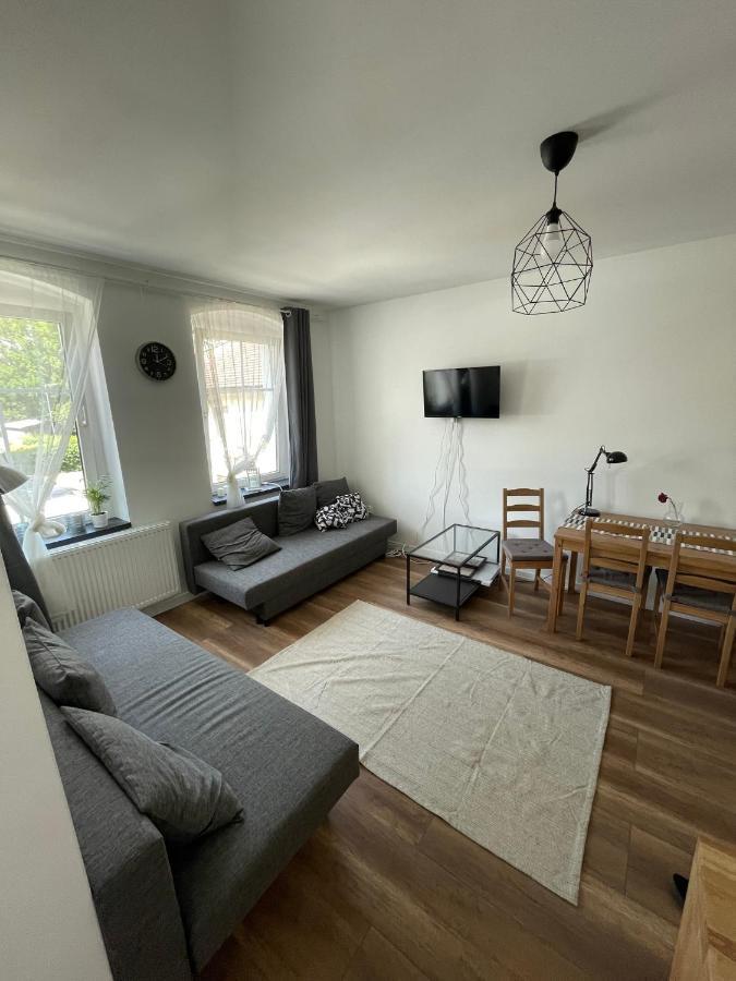 Fly Adventures- Dom Wedkarza Apartment Lesna Luaran gambar